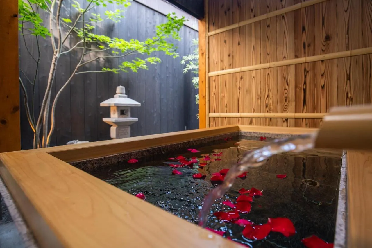 京町屋 御屋・松 contacts